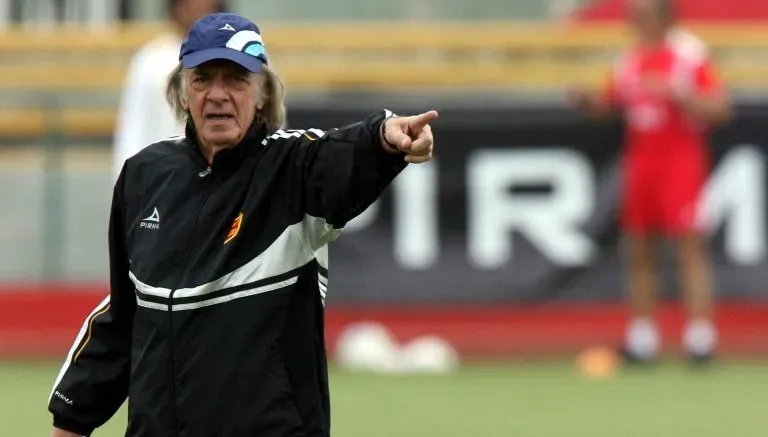 Tecos en el 2007 fue la última experiencia como DT de César Luis Menotti. | Foto: Archivo.