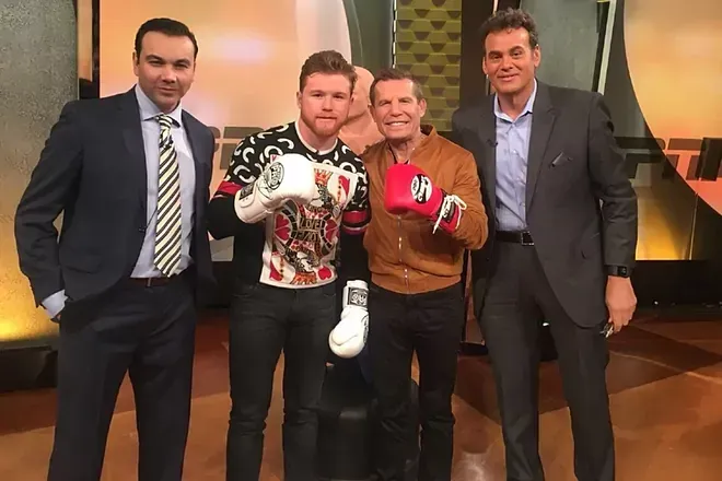 David Faitelson en una vieja entrevista con Canelo Álvarez.