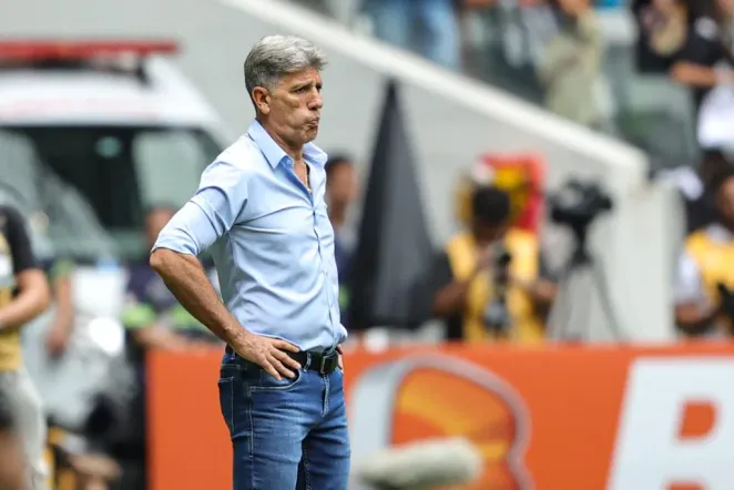 Renato Gaúcho, técnico do Grêmio durante partida contra o Atlético-MG no estádio Arena MRV pelo campeonato Brasileiro A 2023. Foto: Gilson Lobo/AGIF