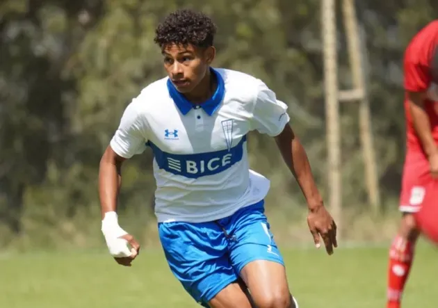 Juan Francisco Rossel, de a poco, se va ganando su espacio en la UC