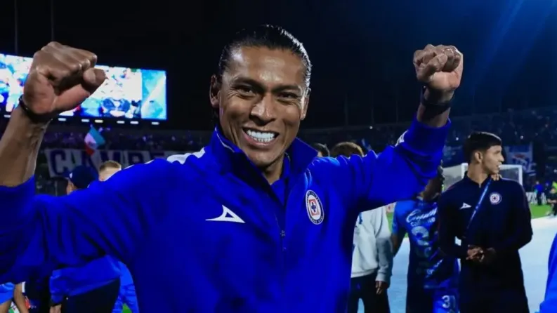 Joel Huiqui conservará su cargo como auxiliar.