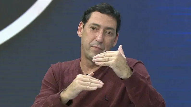 PVC projetou o Fla-Flu deste domingo (16) – Foto: Reprodução/SporTV.