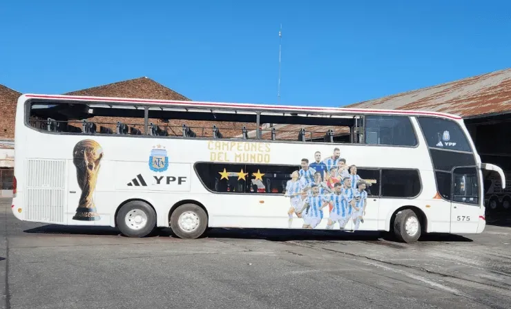 El bus de Argentina campeón del mundo