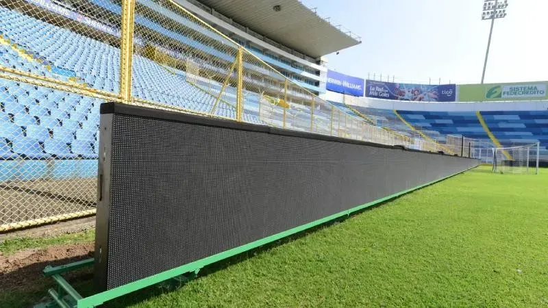 Terminan los preparativos en el Estadio Cuscatlán. (Foto: EDH/ Menly González)