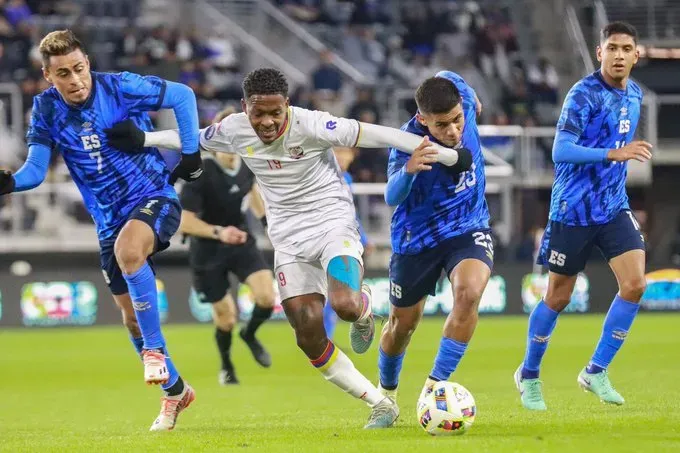El Salvador viene de empatar ante Bonaire, selección que no ranquea para FIFA.