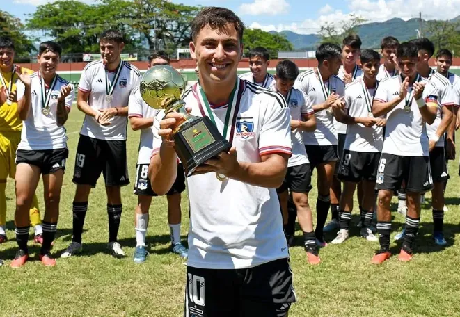 Enzo Riquelme fue el mejor de la Copa Xerém 2023, torneo amistoso que ganó la Proyección en Brasil | Foto: Colo Colo