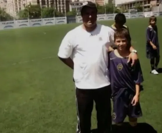 Julián Álvarez a los 11 años durante su prueba en Boca