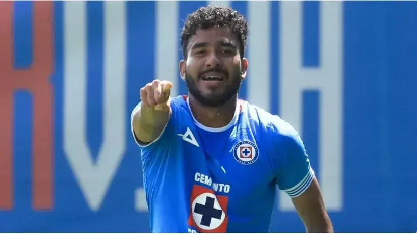 Samuel Espinoza se destaca en el Sub-23 de Cruz Azul.