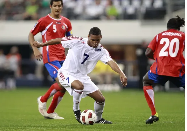Costa Rica y Cuba en la Copa Oro 2011 (Getty)