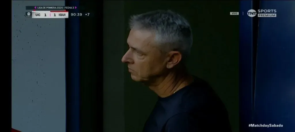 Nunes vio desde el túnel los minutos finales. Imagen: TNT Sports