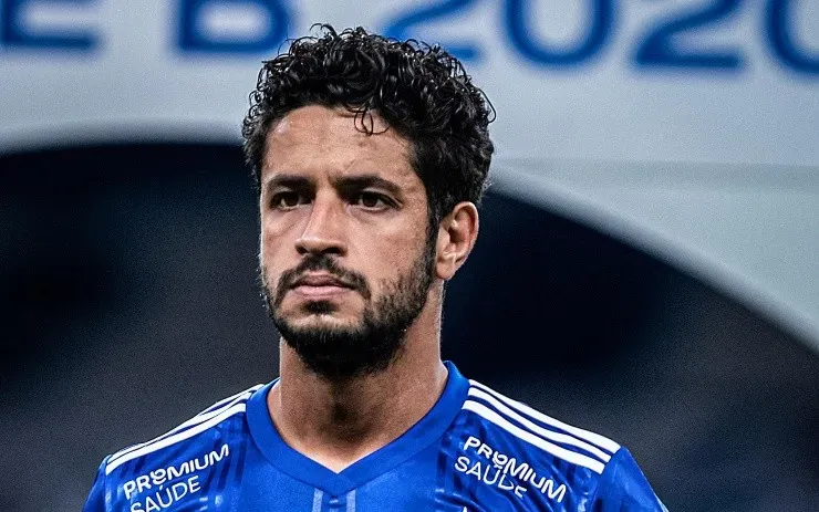 Léo tinha contrato até dezembro de 2022 no Cruzeiro (Foto: Gustavo Aleixo/Cruzeiro)