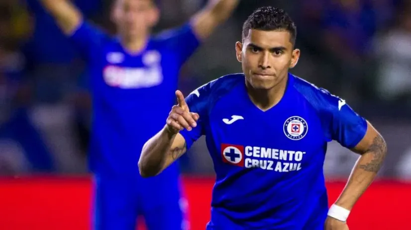 Pineda dejó un buen recuerdo en Cruz Azul (Imago 7).