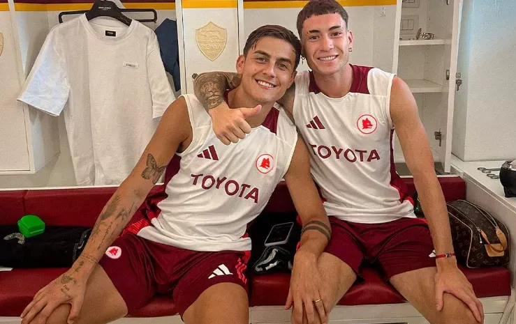 Paulo Dybala junto a Matías Soulé. @matiassoule11