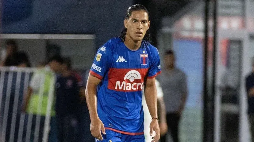 Flabián Londoño estuvo el primer semestre de 2024 en Tigre, donde no marcó goles.