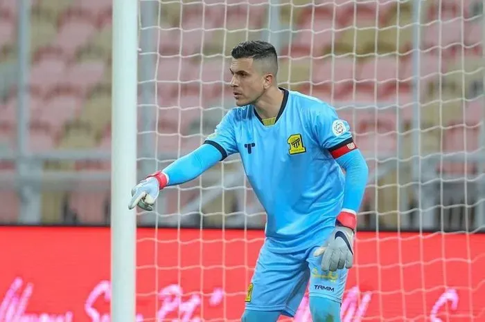 Marcelo Grohe em ação pelo Al-Ittihad – Foto: Divulgação/Al-Ittihad