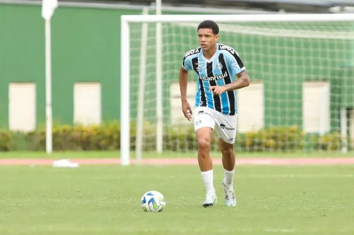 Viery tem 18 anos. Rodrigo Fatturi / Grêmio.
