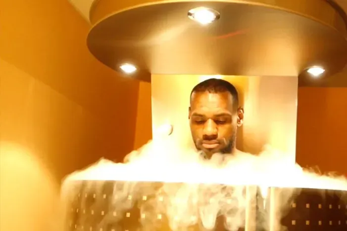 La crioterapia, también conocida como baños de hielo, fundamentales para LeBron James.