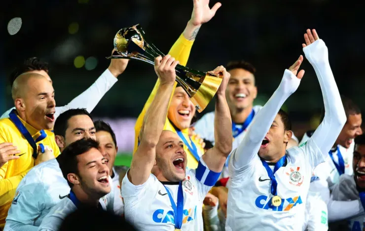 Corinthians campeão mundial em 2021. (Foto: Marcos Ribolli/ge)