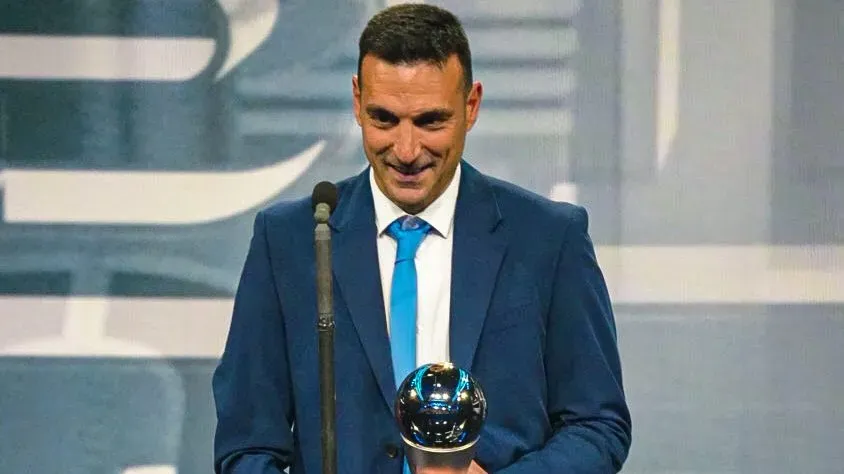 Lionel Scaloni volvería a presentarse en un evento en condición de entrenador de la Selección Argentina. En este caso, sería en el del sorteo de la Copa América de Estados Unidos 2024. @Argentina