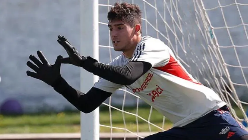 Vicente Reyes recibió elogios de Gareca