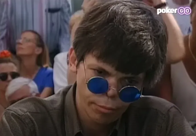 Stu Ungar na WSOP 1997 (Foto: Reprodução/youtube PokerGO)
