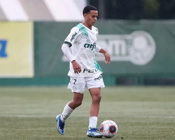 Wesley, atacante da base do Palmeiras — Foto: Fabio Menotti/Palmeiras