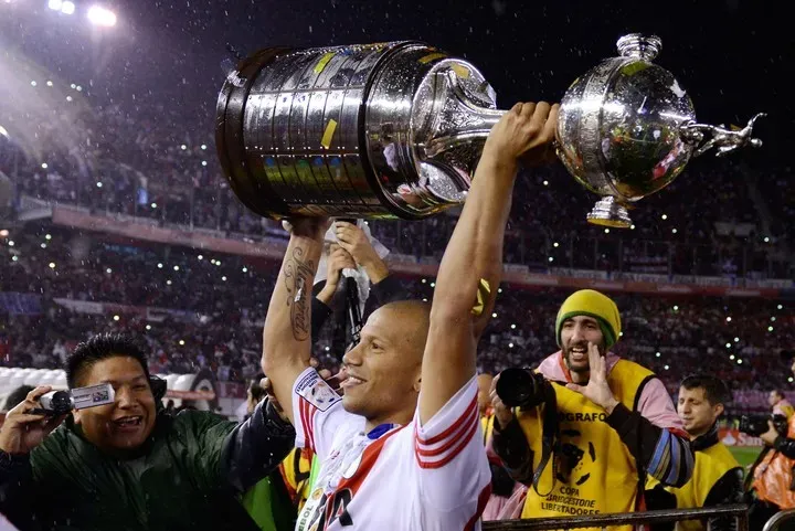 Con un gol incluido en la final, Sánchez levantó la Libertadores 2015.