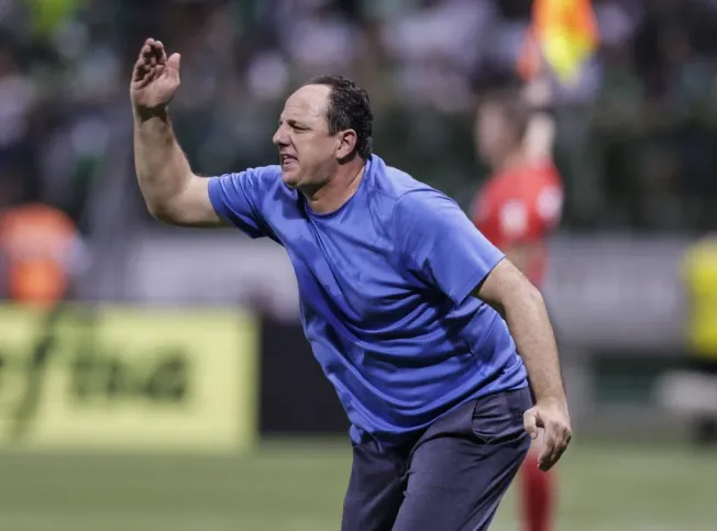 Rogério Ceni como treinador. (Photo by Alexandre Schneider/Getty Images)