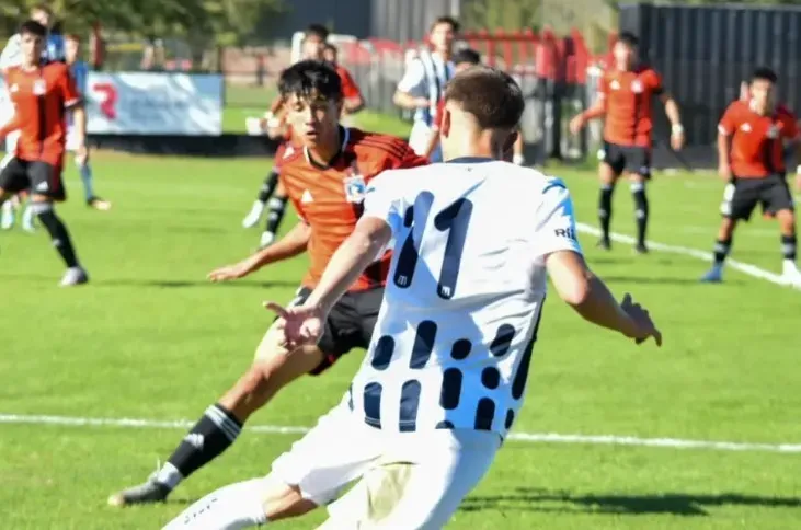 Colo Colo sub 17 solo sumó puntos ante su par de Talleres de Córdoba | Foto: @Newellsjuvenil