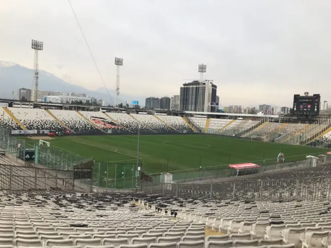 Así está la cancha del Estadio Monumental este miércoles 13 de septiembre. Fuente: DaleAlbo.