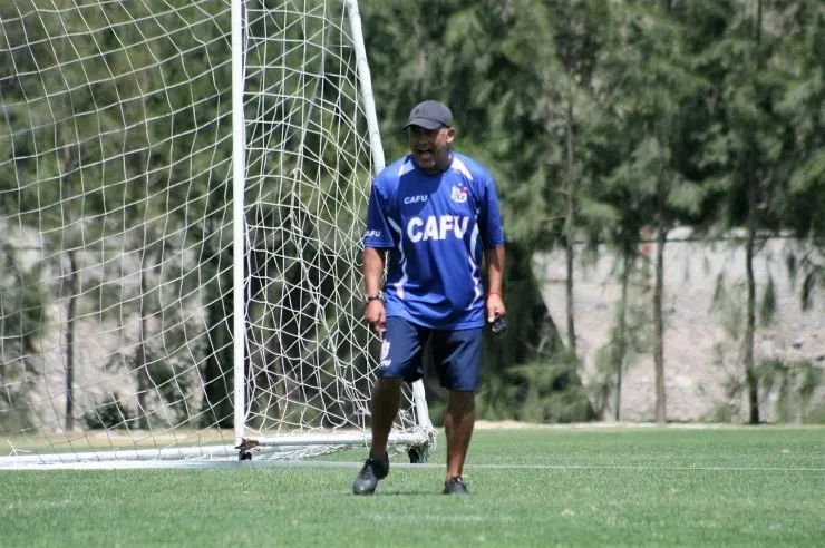 Erwin Durán trabajando junto a Unión San Felipe con miras al encuentro con Melipilla en el octogonal de ascenso. (Foto: Cedida por Jorge Vega).