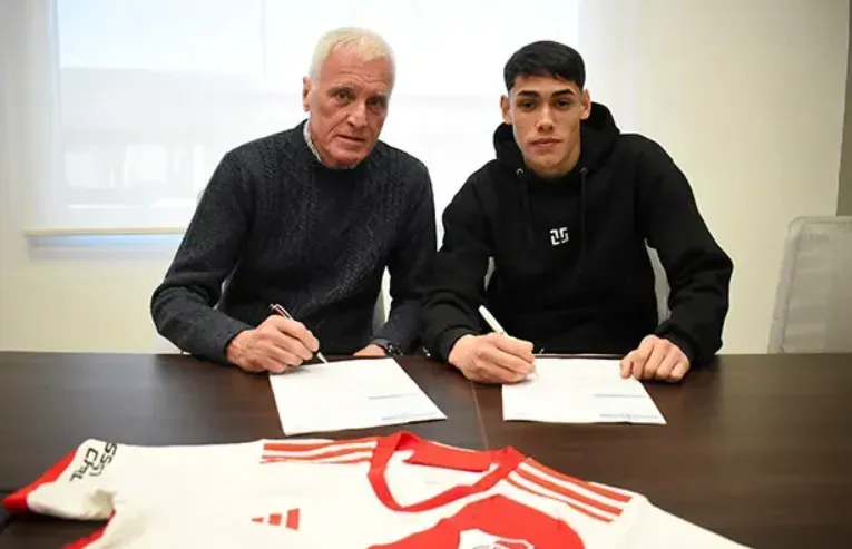 El momento de la firma.