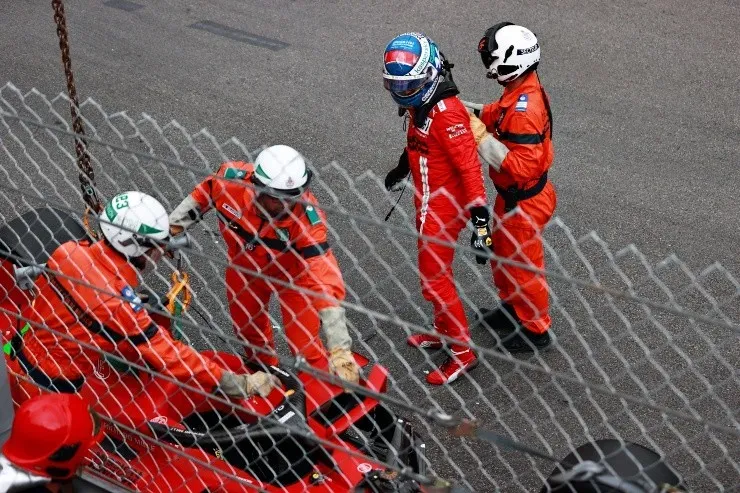 Acidente de Leclerc em Monaco. (Foto: Getty Images)