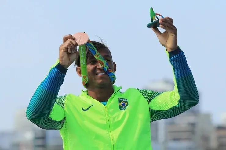Isaquias Queiroz é um dos favoritos a conquistar medalha de ouro. (Foto: Getty Images)