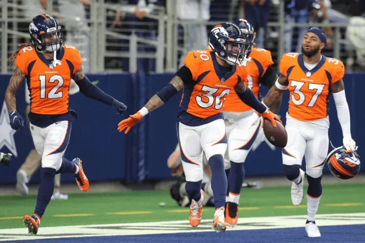 O Denver Broncos não tomou conhecimento do Dallas Cowboys. (Foto: Getty Images)