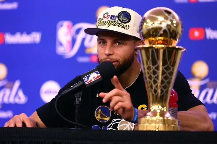 Thearon W. Henderson/Getty Images – Curry