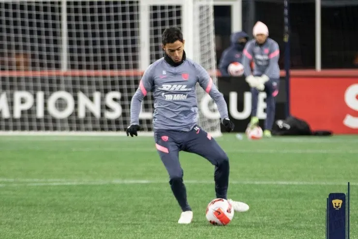 El lateral izquierdo está de vuelta (@PumasMX)