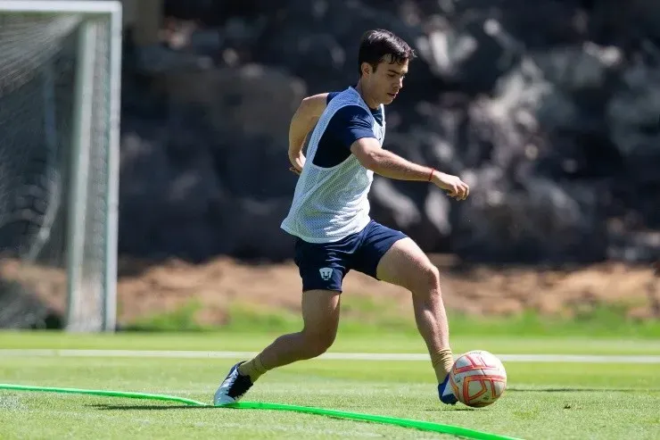 Rivas ya se entrenó en Cantera (@PumasMX)