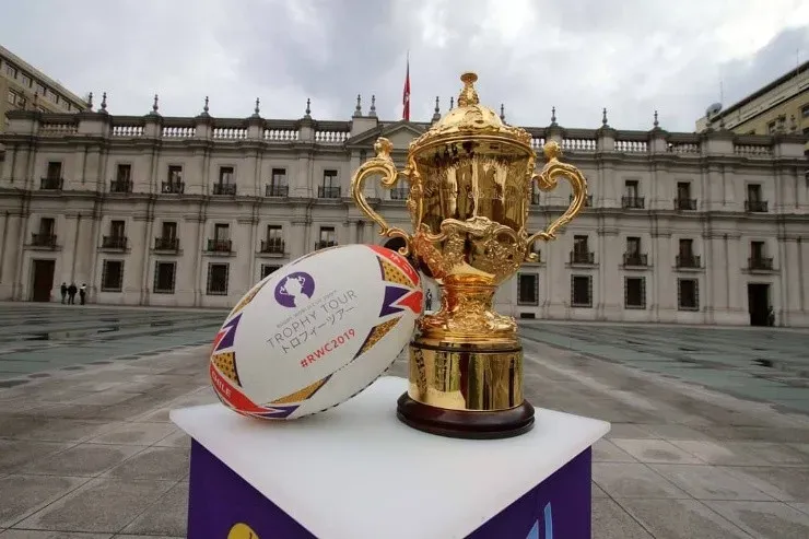 The William Webb Ellis Cup en La Moneda, junio 2019.