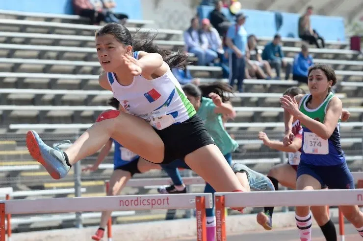 Chia Lai Ruan en plena competencia durante el 2019. En plena emergencia combina los estudios con entrenamientos a la espera de cómo se desarrollarán las competencias.