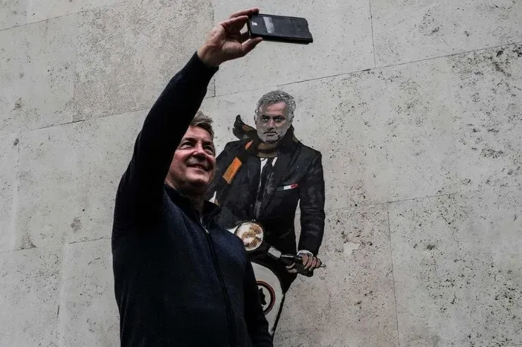 Mou