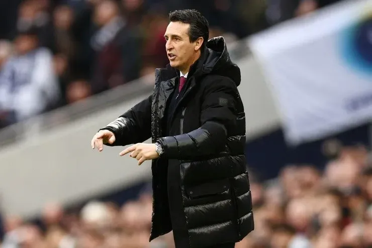 Unai Emery dejó en al banca a Emiliano Martínez | Foto: Getty Images 
