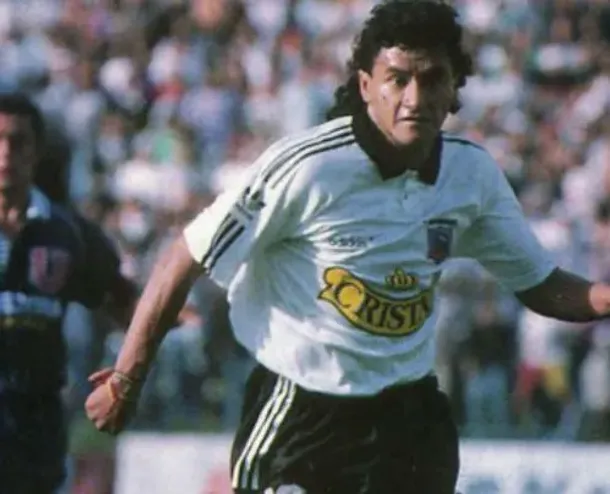 El Diablo Etcheverry jugando en Colo Colo