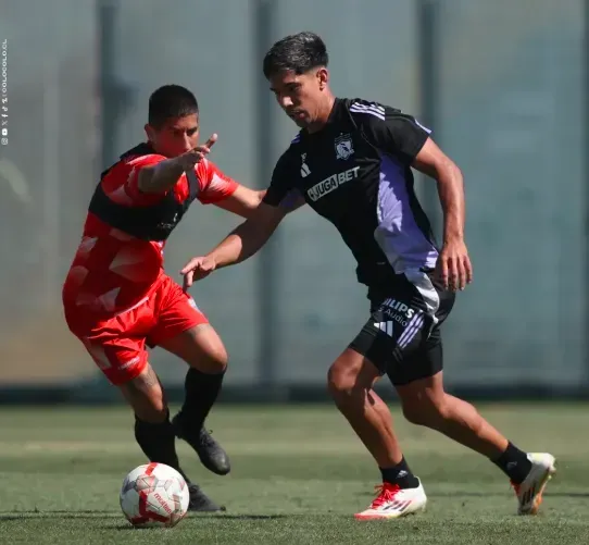 Salomón Rodríguez marcó el primer gol por Colo Colo, pese a que no fue titular. Foto: Colo Colo.