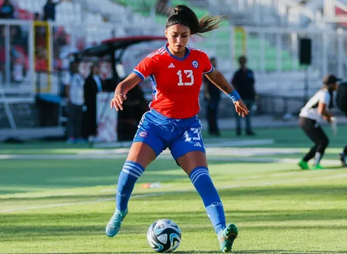 Anaís Cifuentes debutó en La Roja Femenina adulta | Foto: Instagram