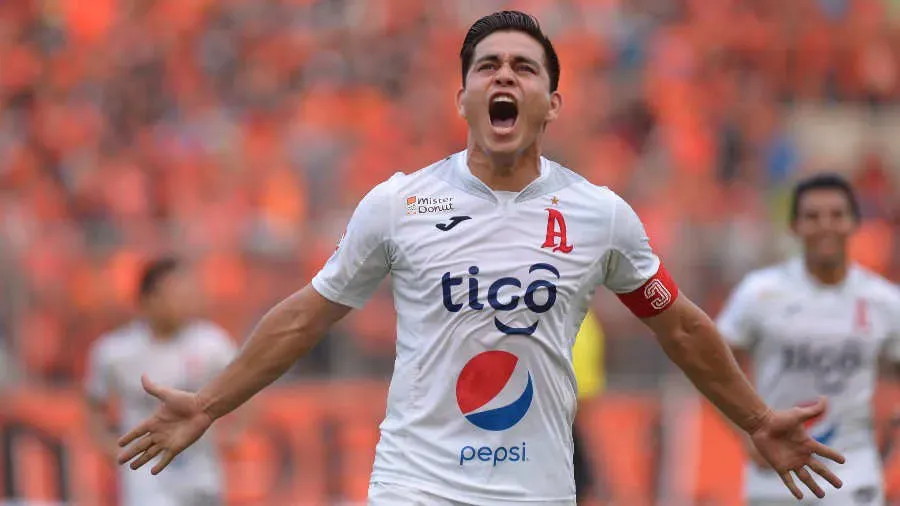 Zelaya se mete en el Top 3 de Alianza.