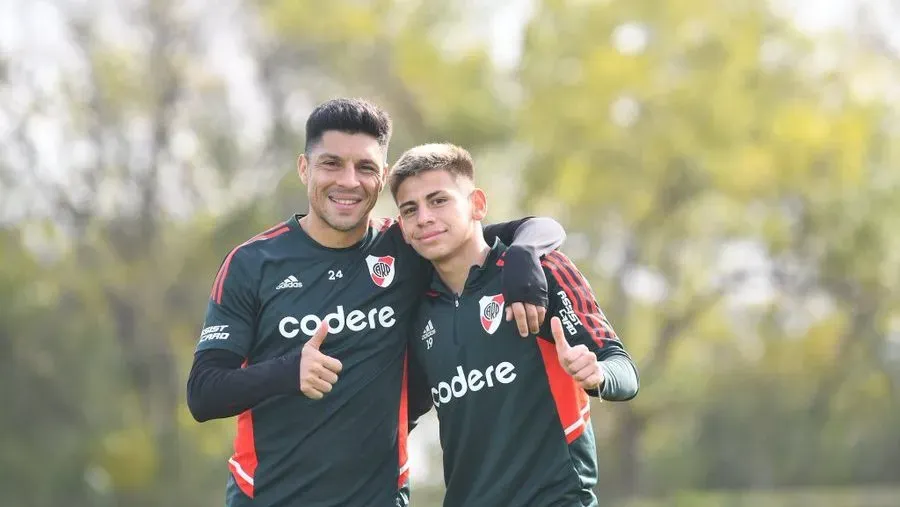 Twitter: @Riverplate