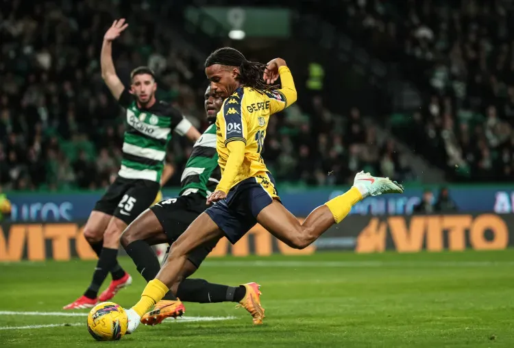 O Estoril ainda conseguiu causar “calafrios” em Alvalade. Foto: Gualter Fatia/Getty Images.