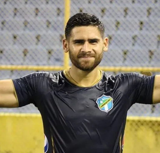 José Pinto, jugador de Comunicaciones.