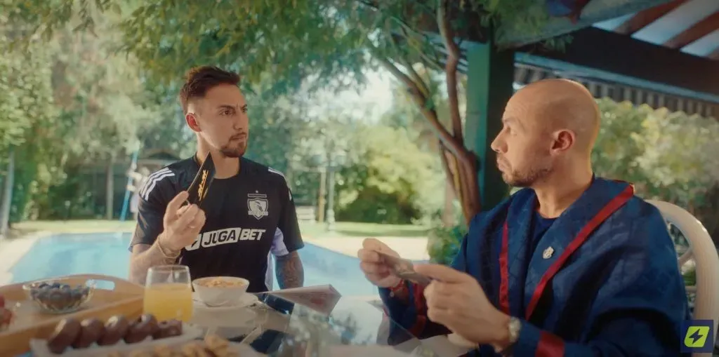 Correa y Chelo Díaz comparten en el comercial
